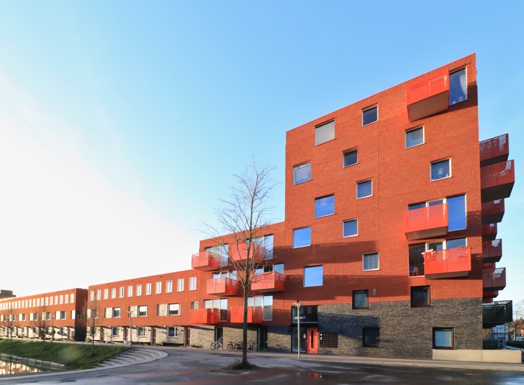 Twee woontorens van 34 appartementen De Velden 12